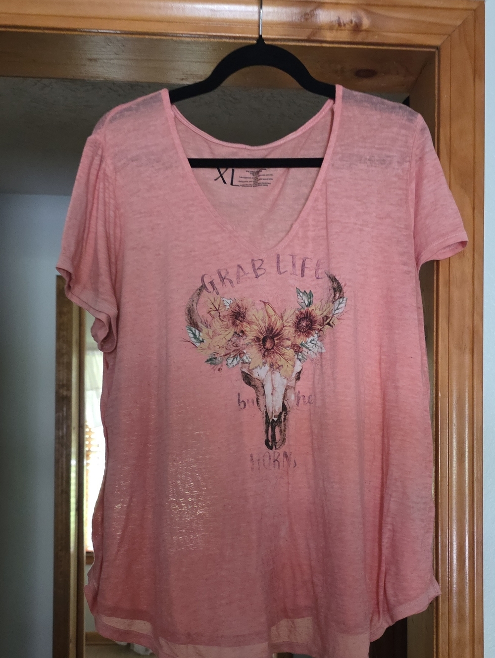 Women's Pink Graphic V-Neck Tee with Floral Skull